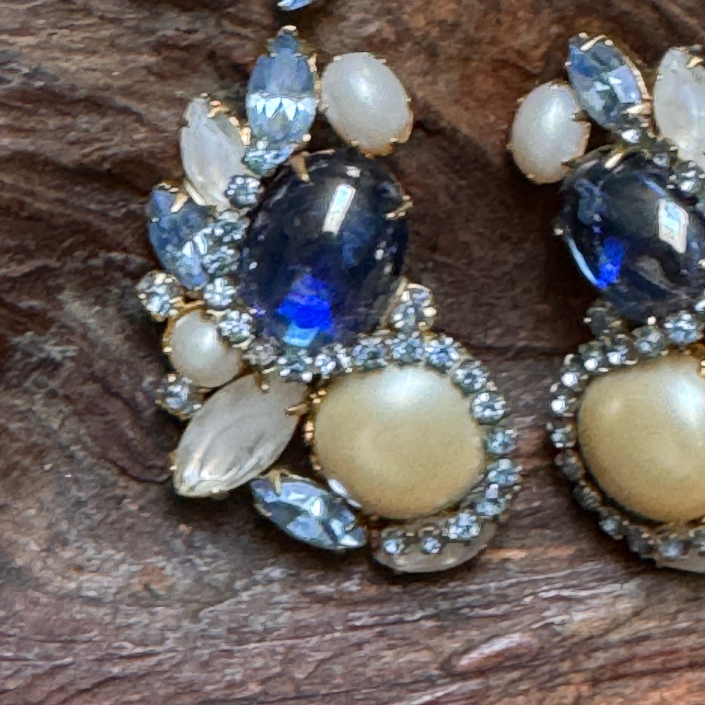 Vintage Hattie Carnegie Pin Matching Earring Set