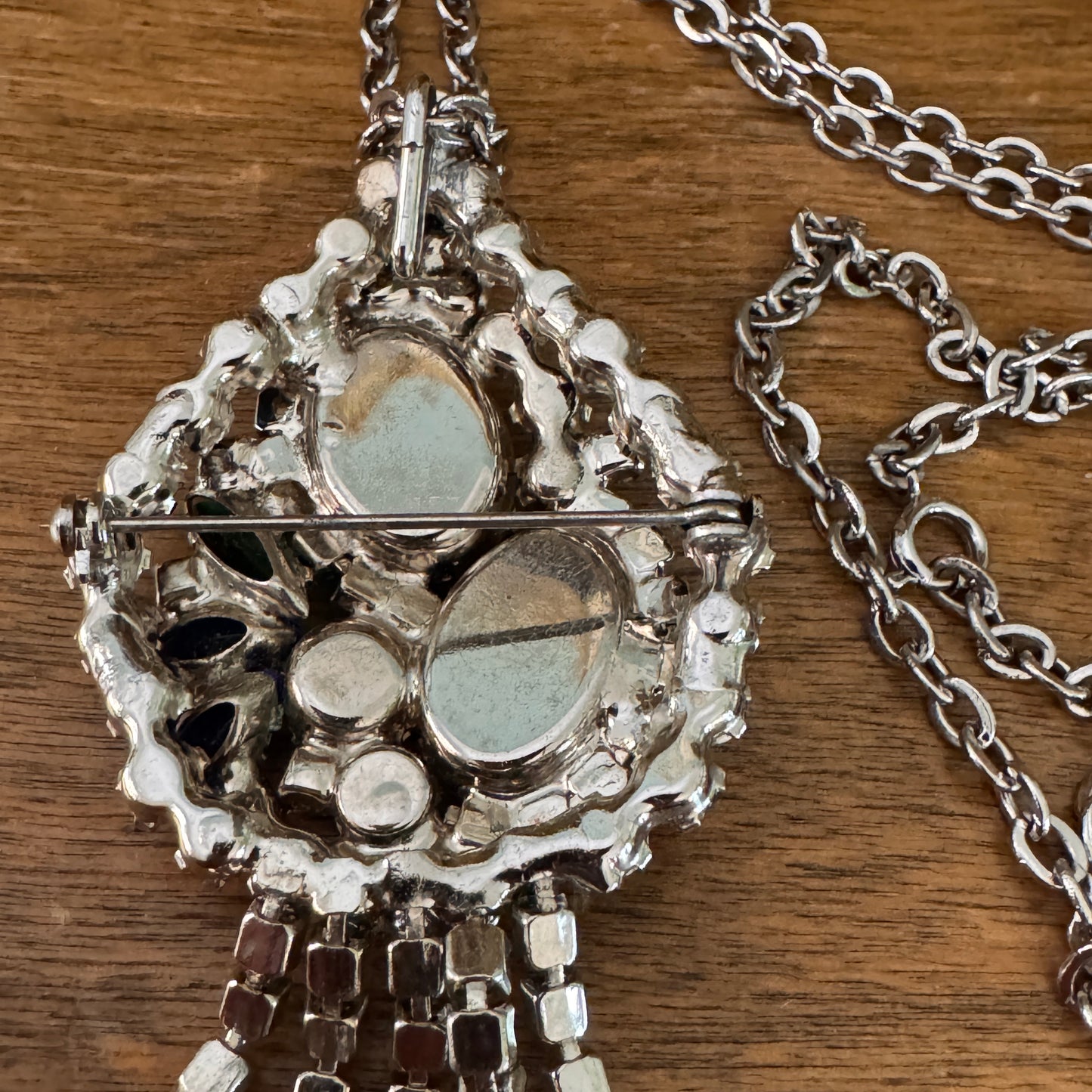 Vintage Juliana Delizza & Elster Oval Engraved Floral Rhinestone Pin Pendant Necklace