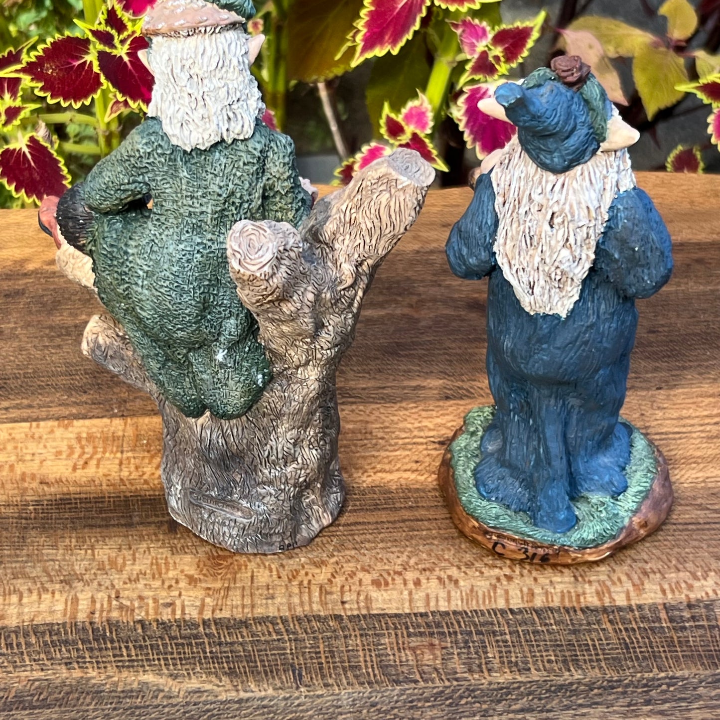 Two Smithshire Figurines Isaac & Merlin