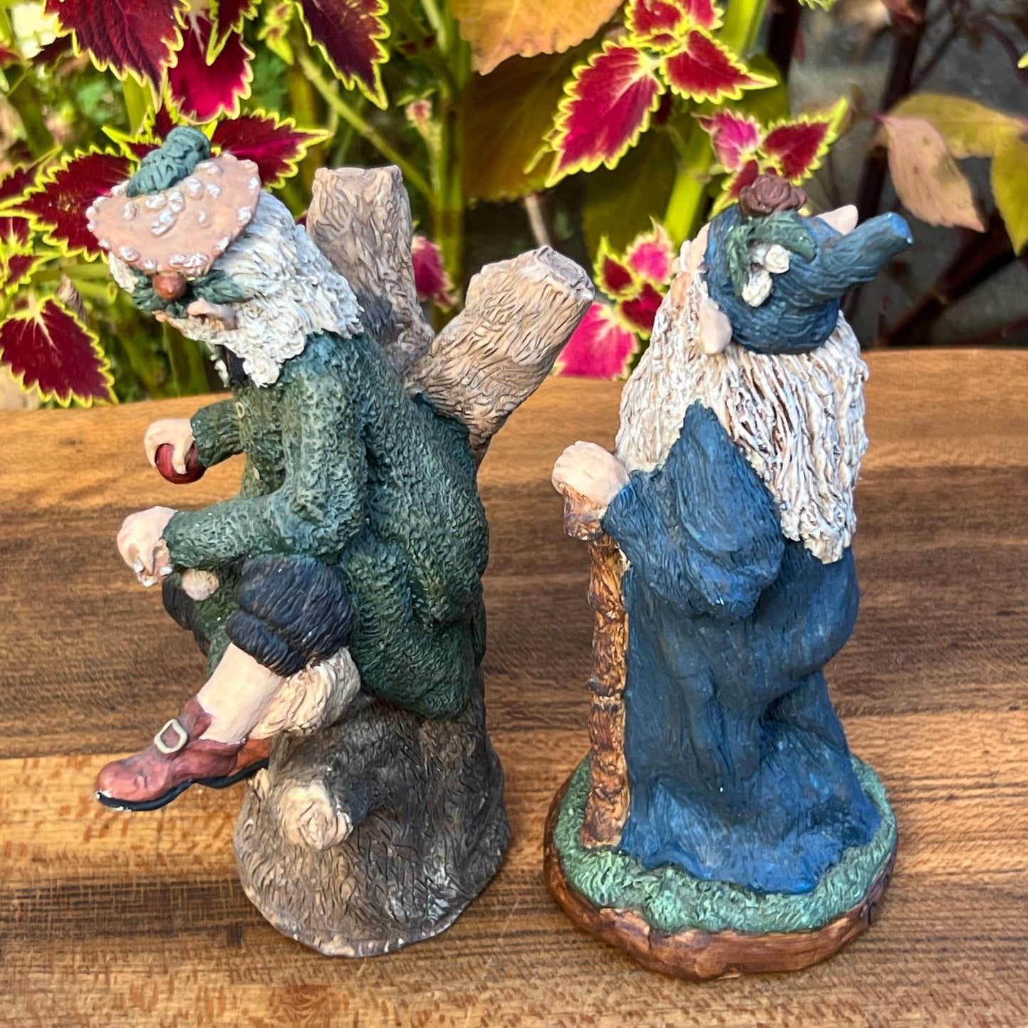 Two Smithshire Figurines Isaac & Merlin
