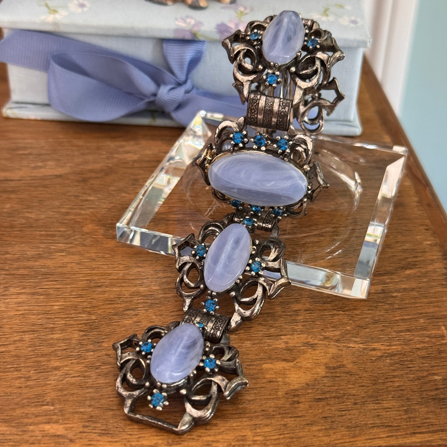 Vintage Unsigned Selro Selini Blue Lucite and Rhinestone Bracelet