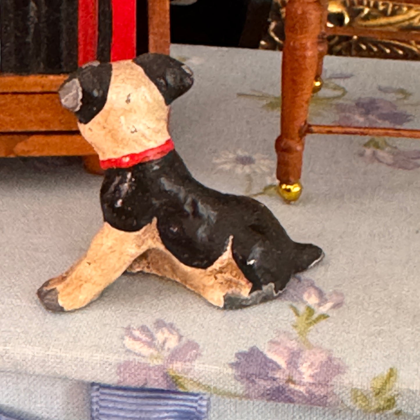 Vintage Dollhouse Miniature Hubley Cast Iron Dog