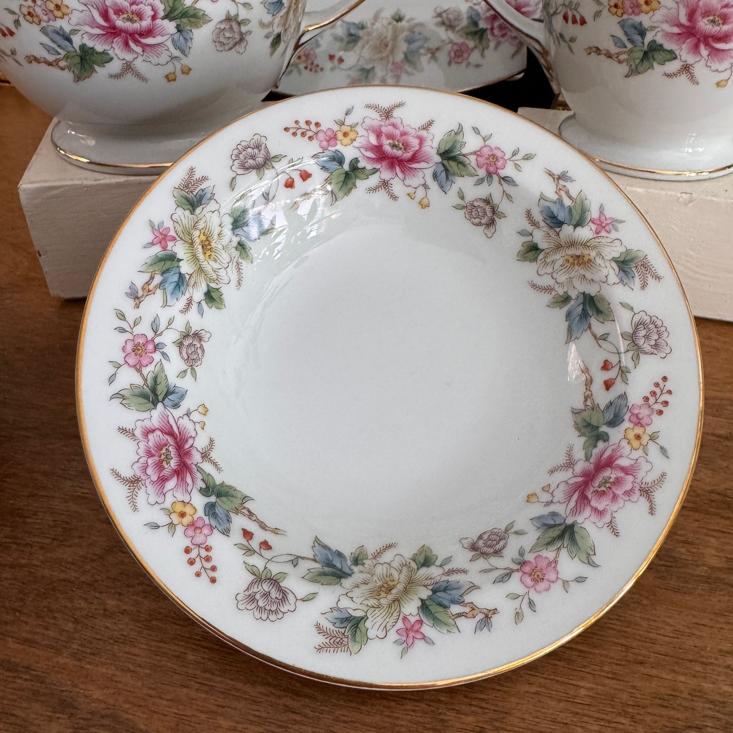 Noritake Nippon Toki Kaisha Floral Japanese Pedestal Sugar Bowl & Creamer 10 Fruit Bowls