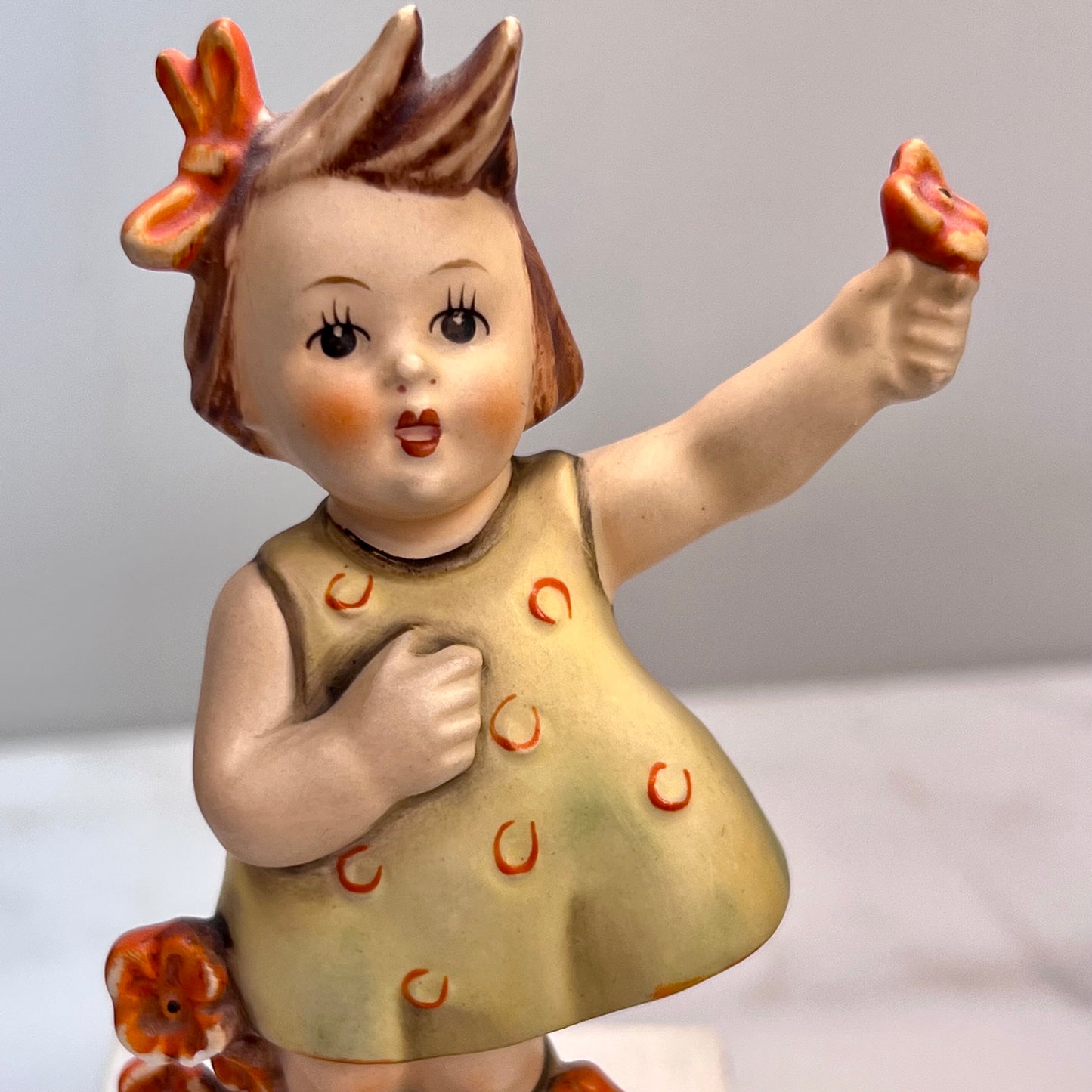 Vintage Hummel "Spring Cheer" Figurine HUM 72 TM 3