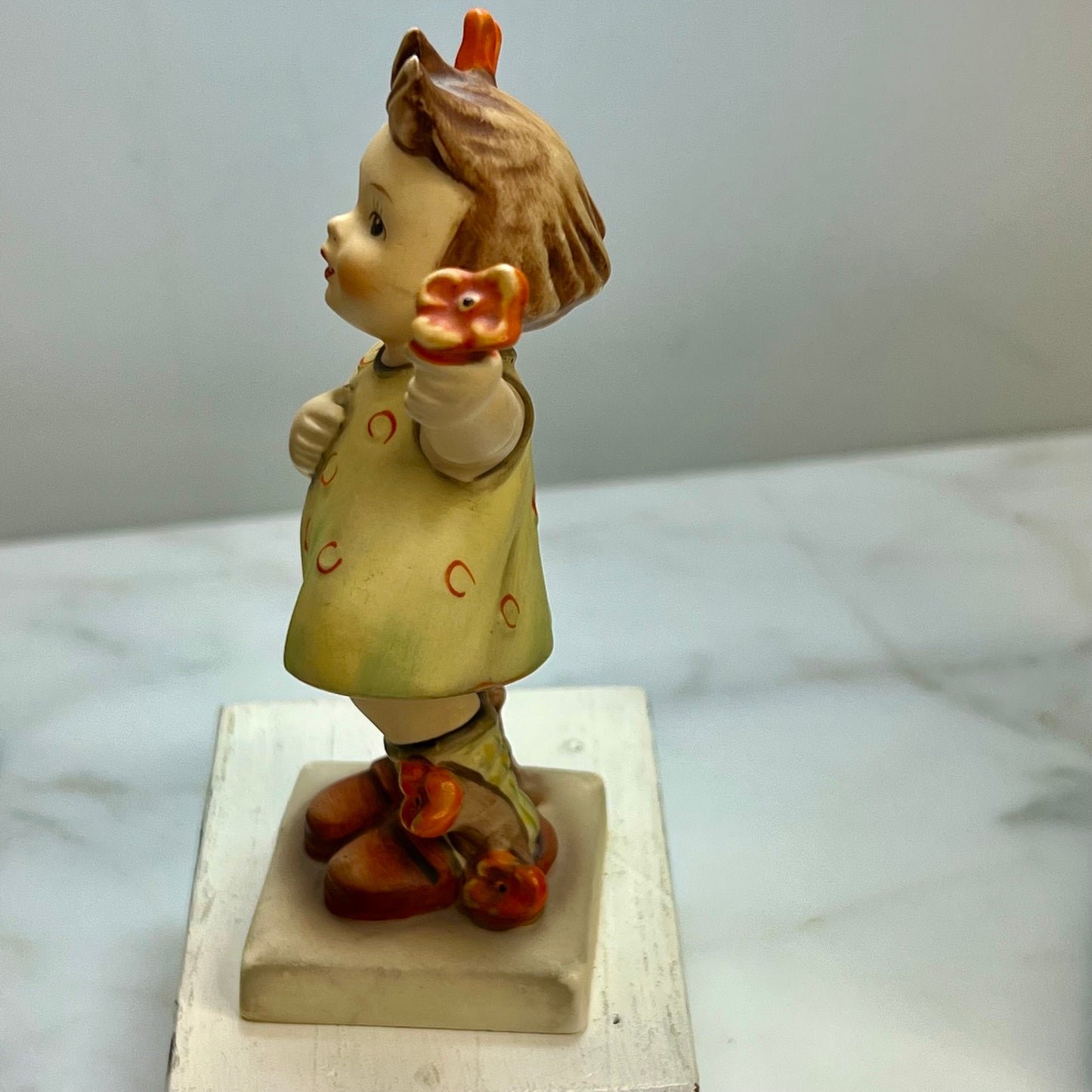 Vintage Hummel "Spring Cheer" Figurine HUM 72 TM 3