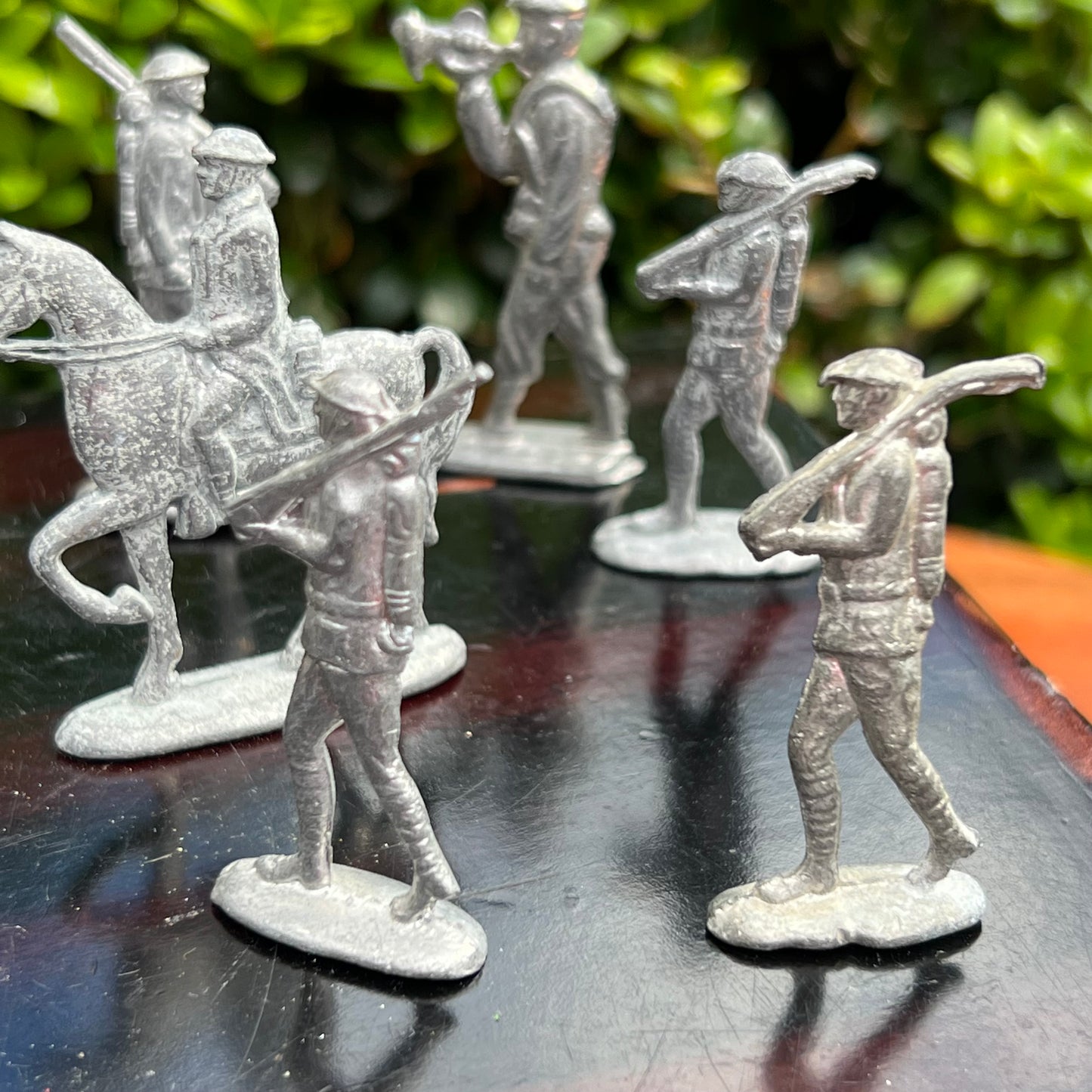13 Vintage Lead Toys Soldiers & Native American Indians