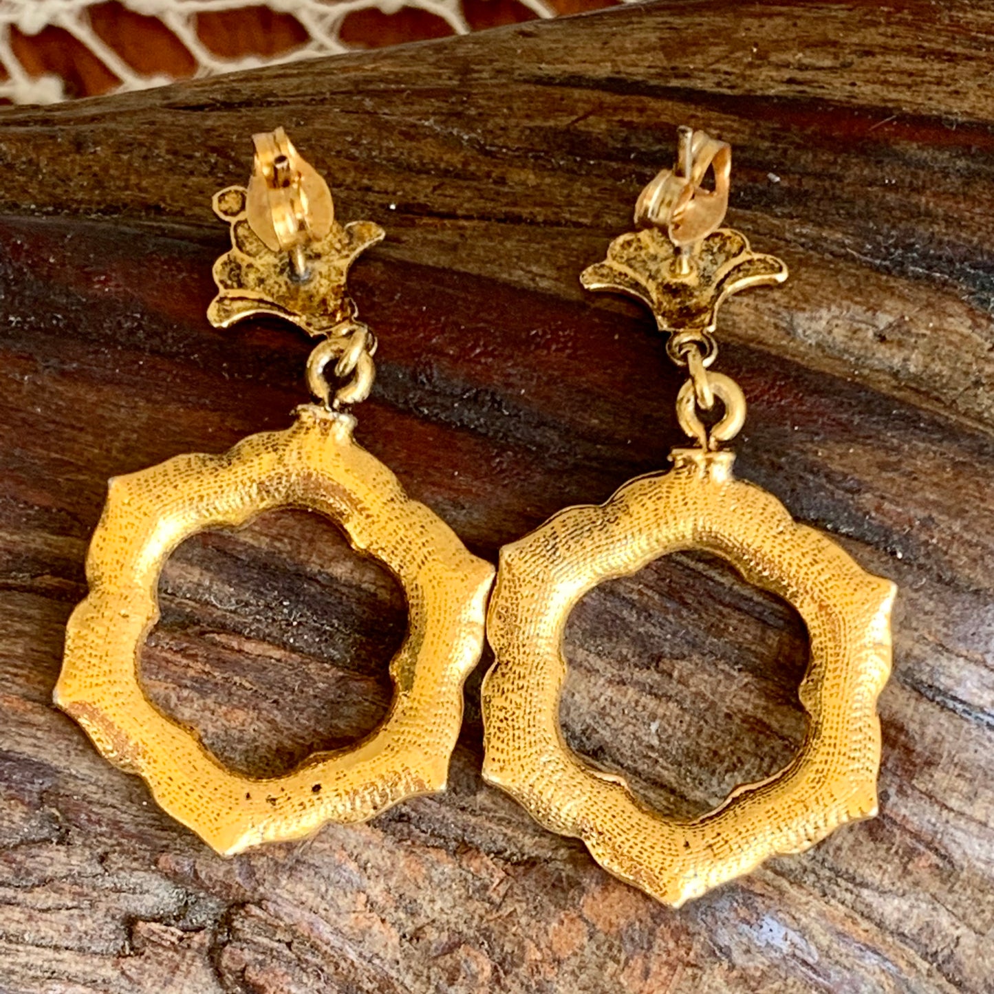 Vintage Dangling Gold Tone Modern Looking Floral Pierced Earrings 14K Gold Posts
