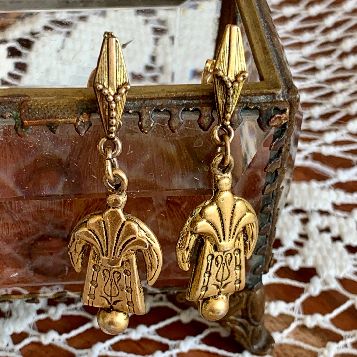 Vintage Dangling Gold Tone Asian Style Pierced Earrings 14K Gold Posts
