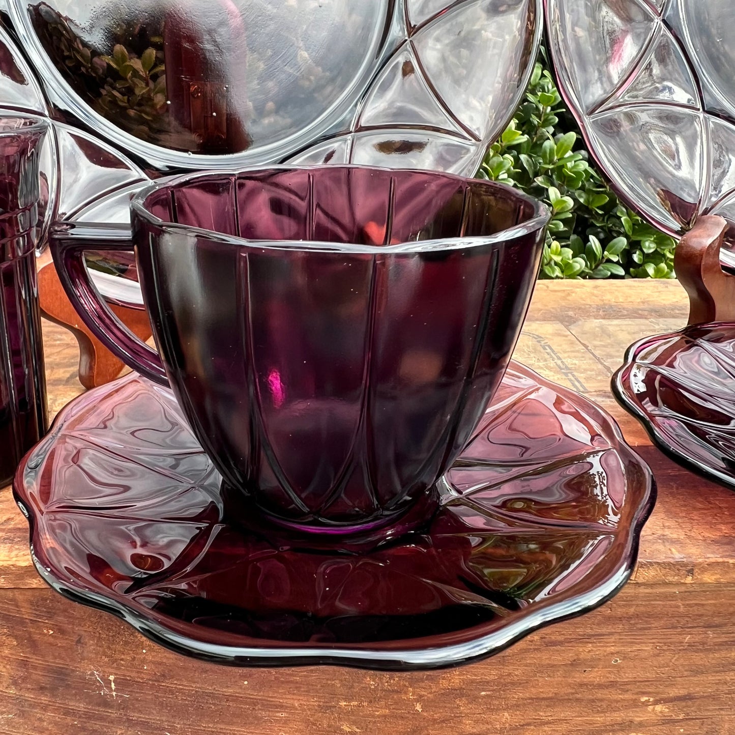 14 Pc Vintage Hazel Atlas Glass Amethyst Moderntone Plates,Tea Cups +