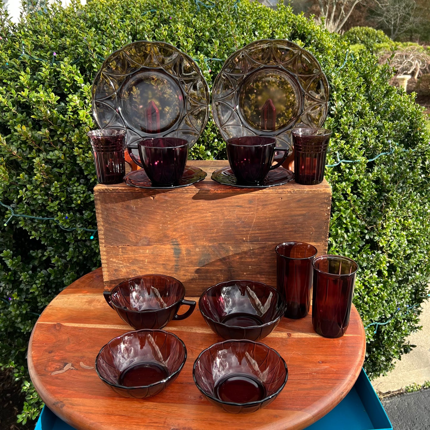 14 Pc Vintage Hazel Atlas Glass Amethyst Moderntone Plates,Tea Cups +