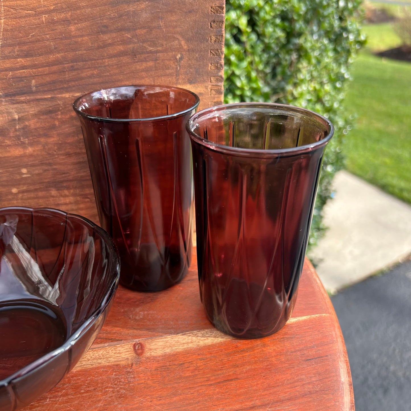 14 Pc Vintage Hazel Atlas Glass Amethyst Moderntone Plates,Tea Cups +