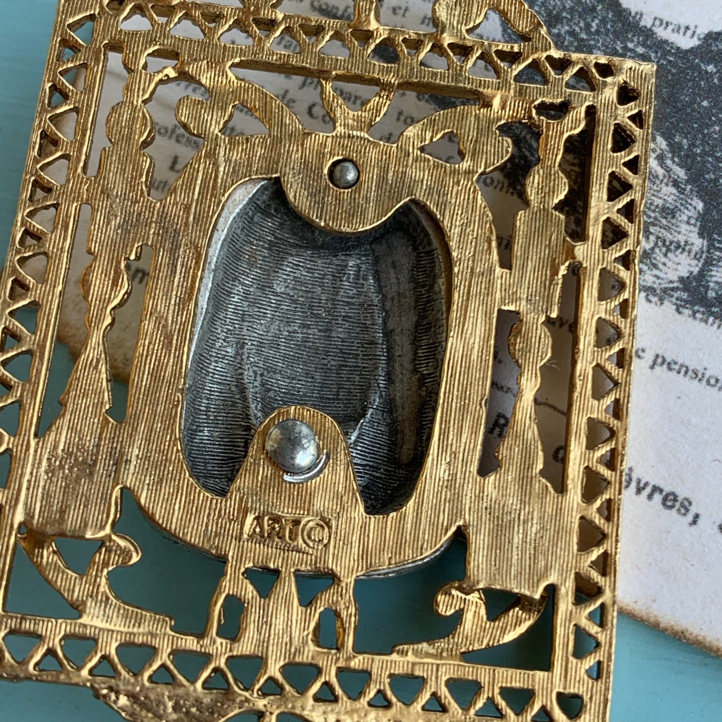 Vintage Signed Art King Tut Pendant Necklace