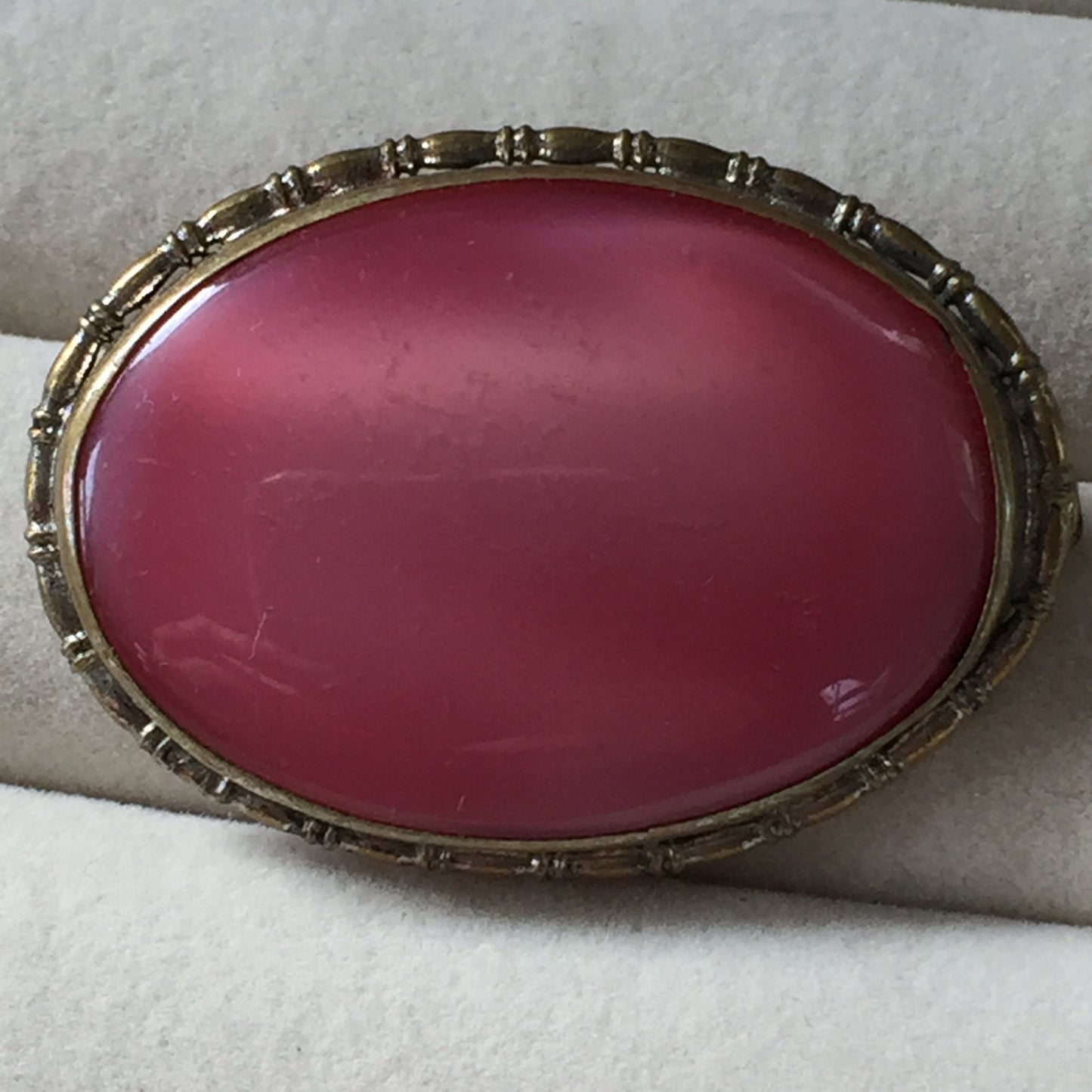 Art Deco Czechoslovakia Soft Pink Glass Pin - Lady Slippers