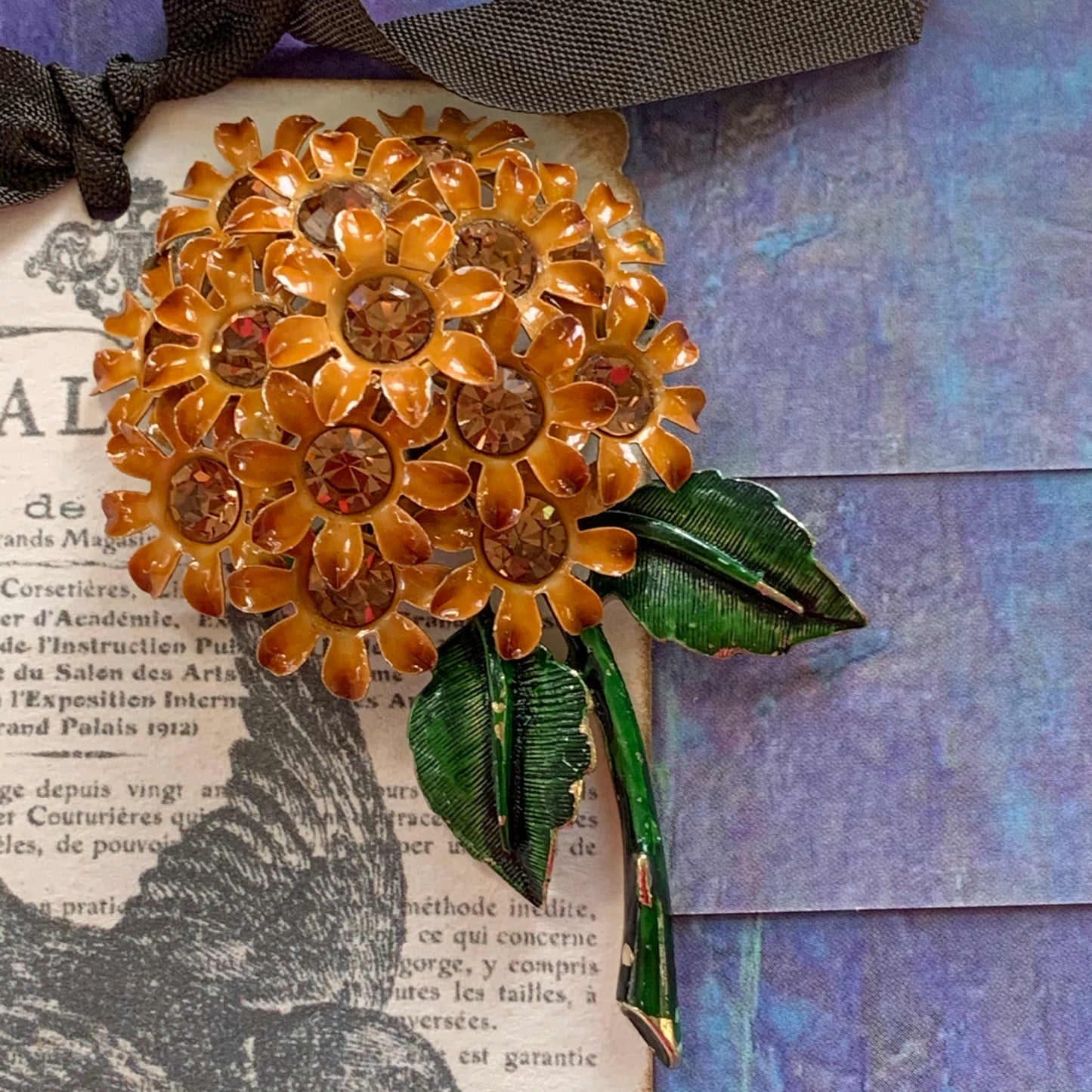 Vintage Enamel Hydrangea Pin - Lady Slippers