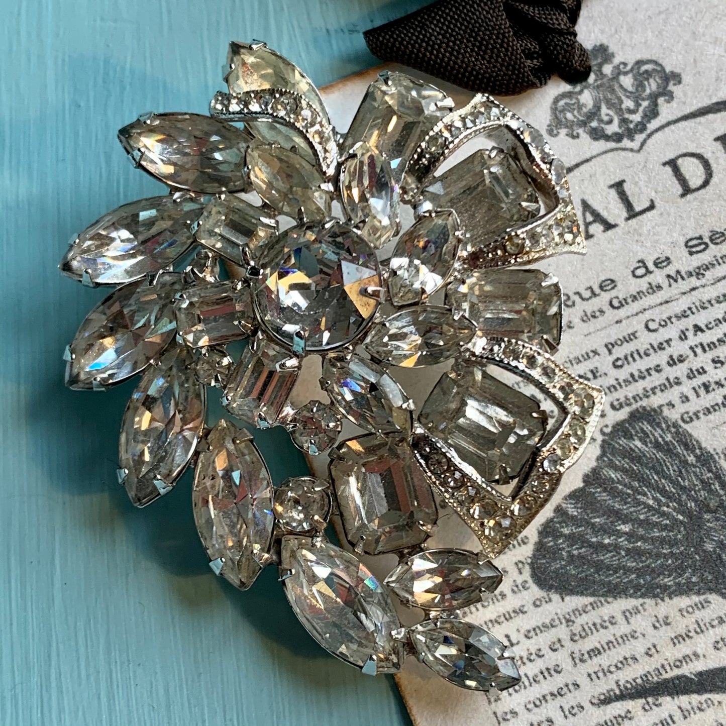 Vintage Eisenberg Stylized Floral Rhinestone Pin