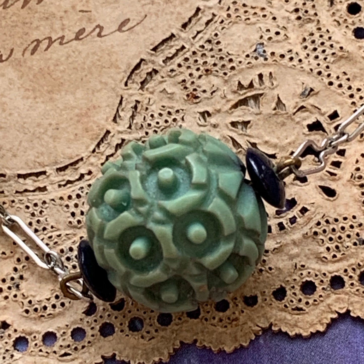 Art Deco Carved Plastic And Silver Bead Necklace - Lady Slippers