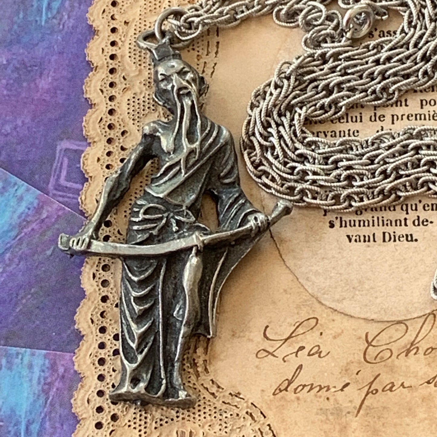 Unique Ancient Man Pendant Necklace - Lady Slippers