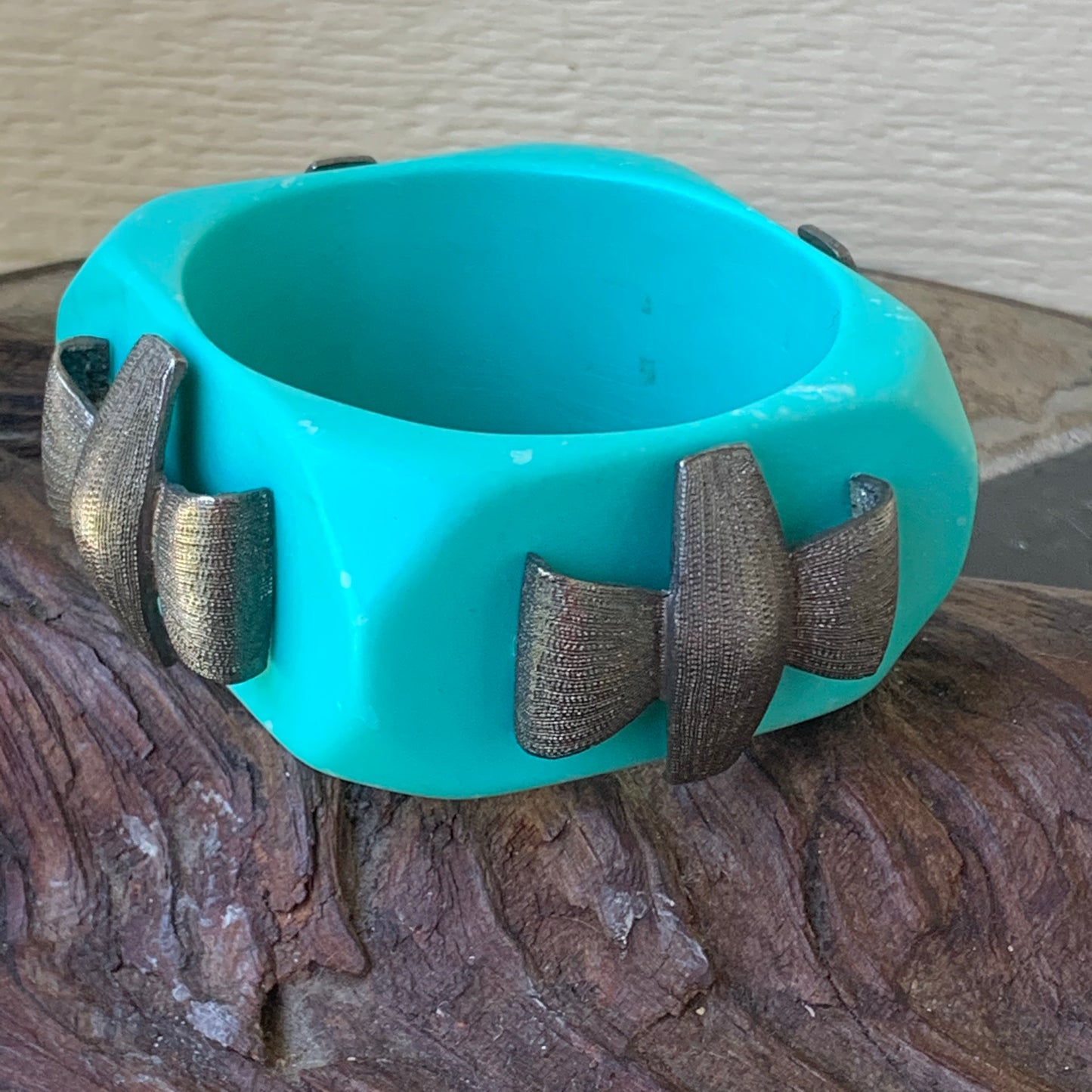 Vintage Chunky Turquoise Plastic & Metallic Bangle Bracelet