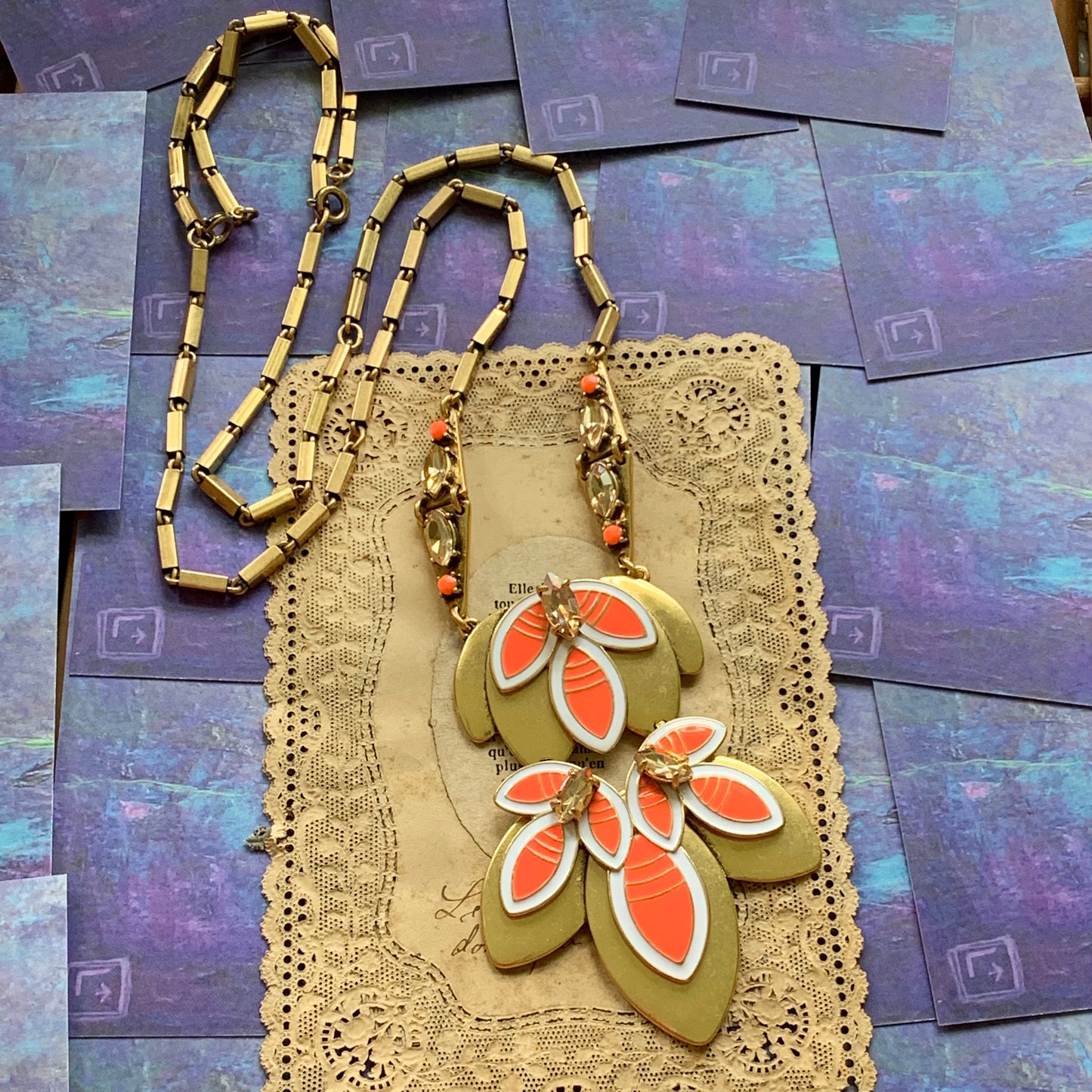 stella & dot Necklace - Lady Slippers