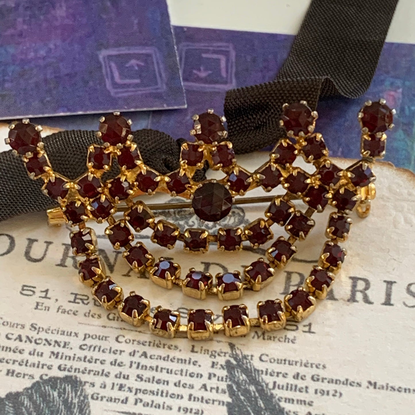 Vintage Red Multi-Faceted Rhinestone Crown Pin - Lady Slippers