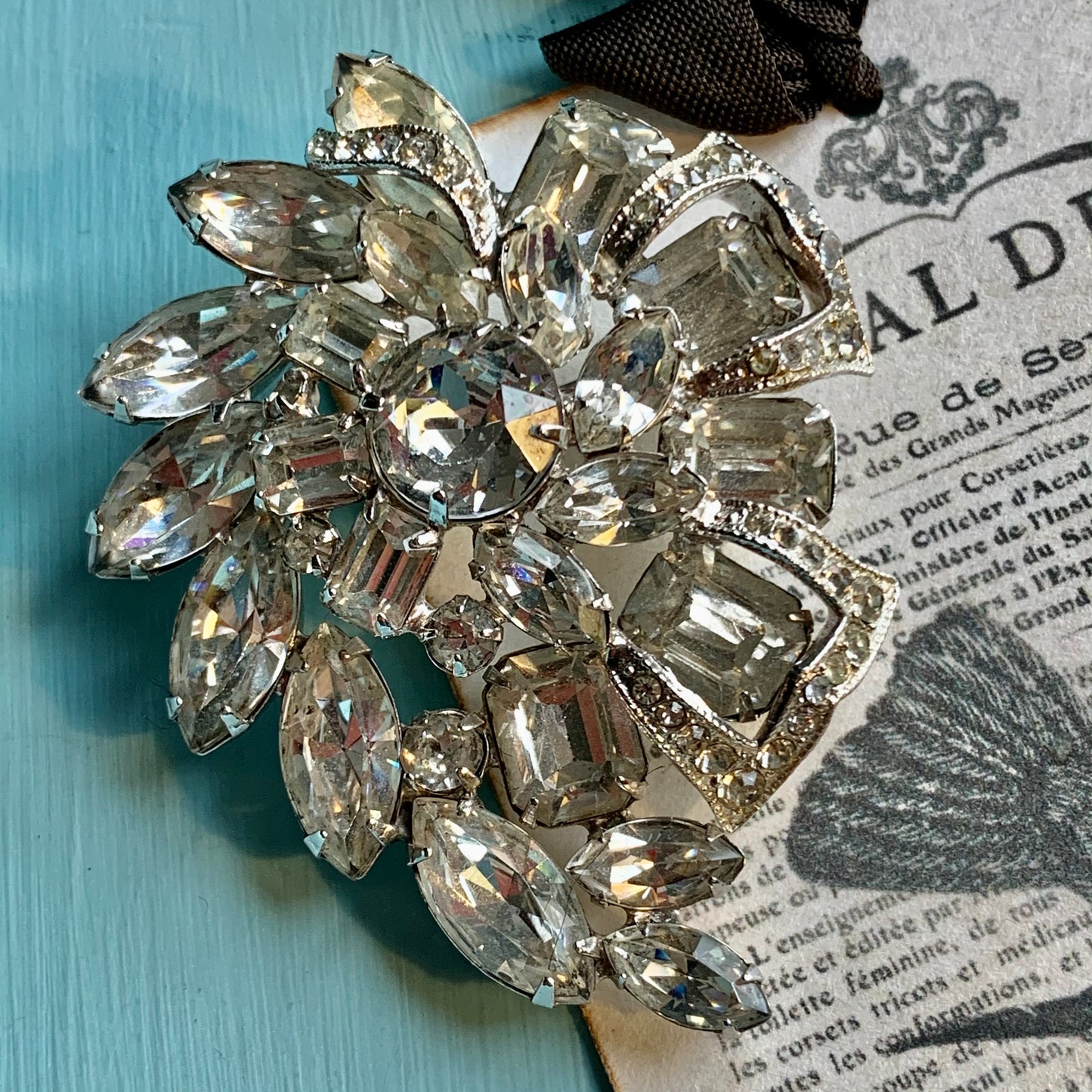 Vintage Eisenberg Stylized Floral Rhinestone Pin