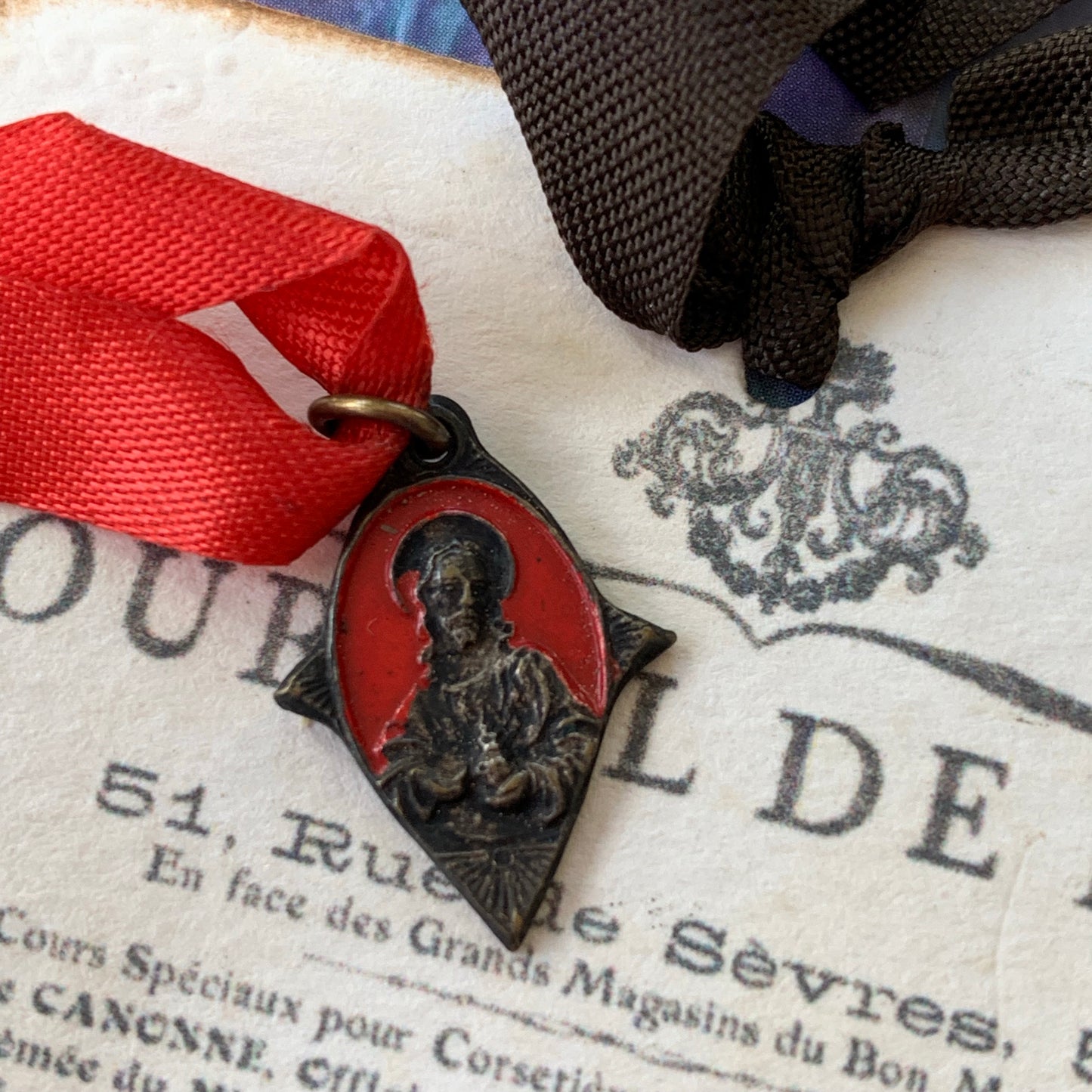 Vintage 1930's Italian Sacred Heart of Jesus Religious Medal - Lady Slippers