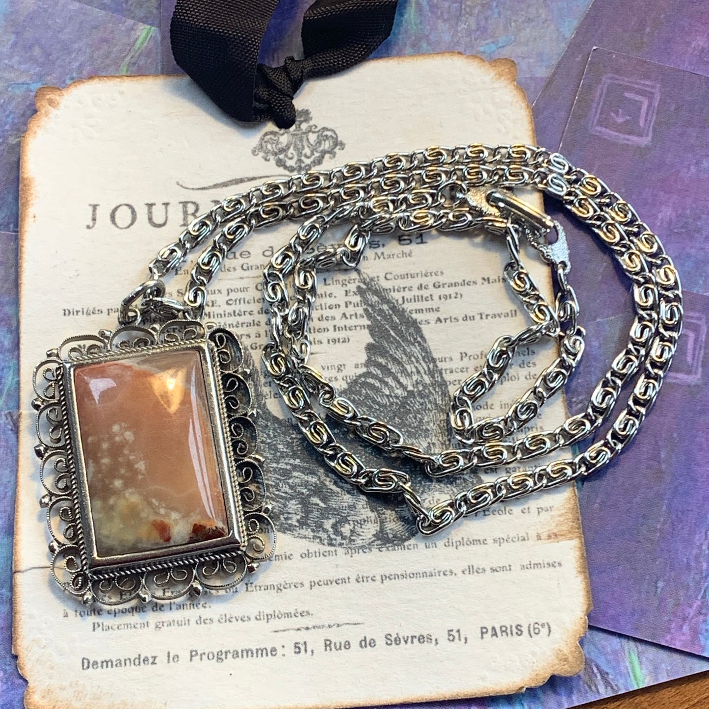 Uniquely Lady Slippers Italian Agate Pendant Necklace - Lady Slippers