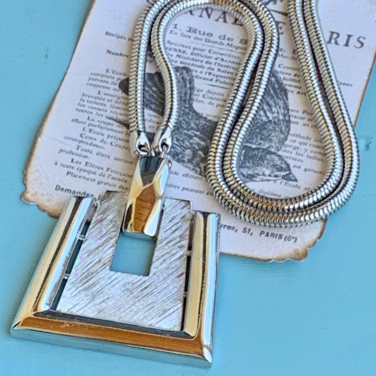 Vintage Monet Modern Looking Necklace