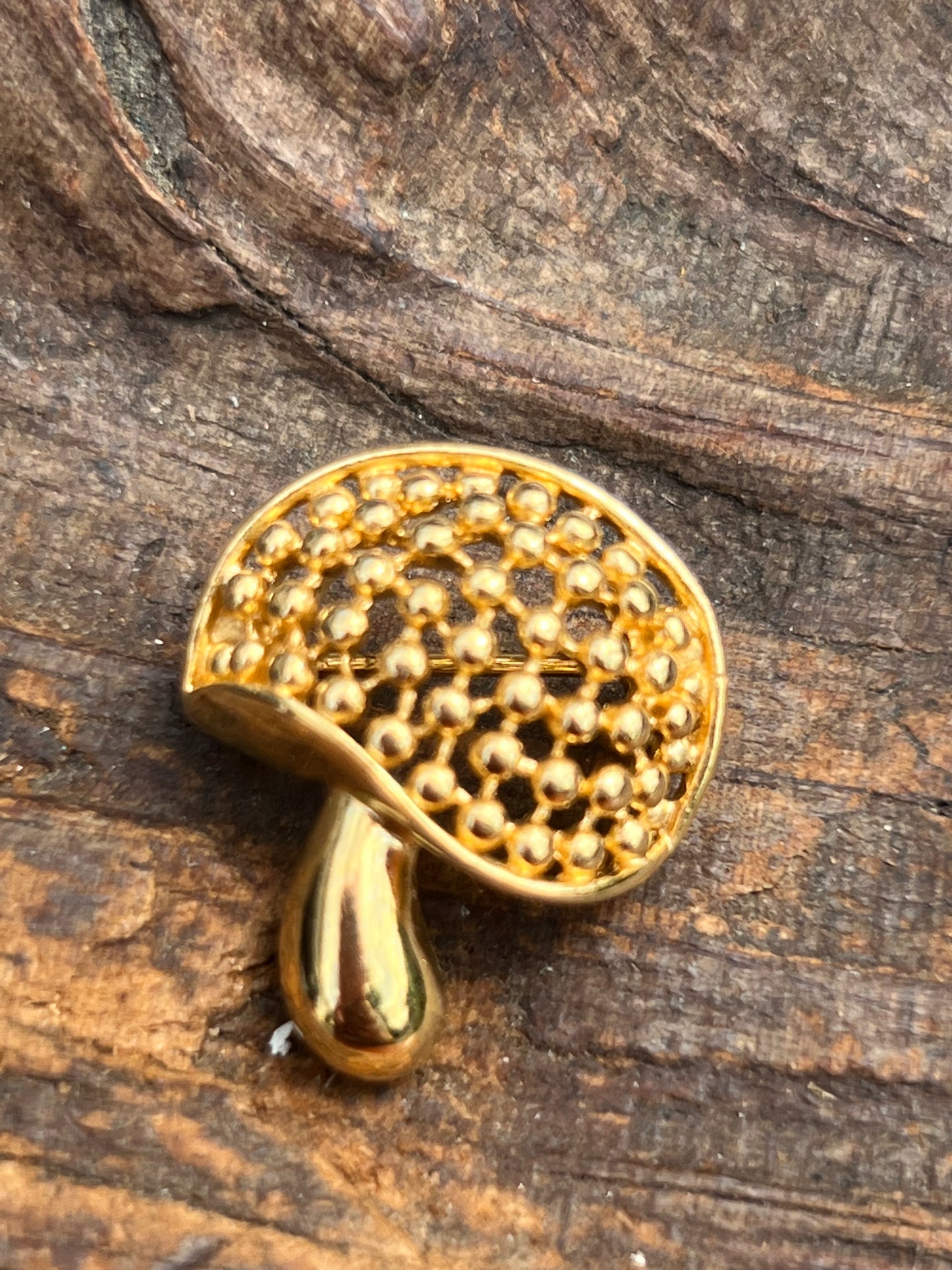 Vintage Trifari Toadstool Pin