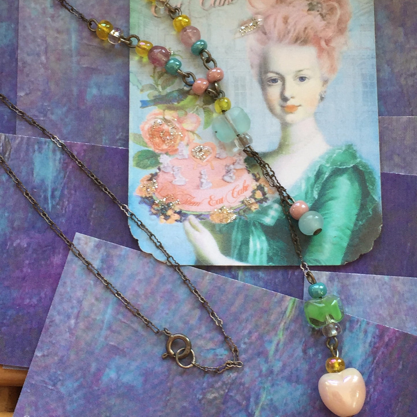 Vintage Fantasy Necklace - Lady Slippers