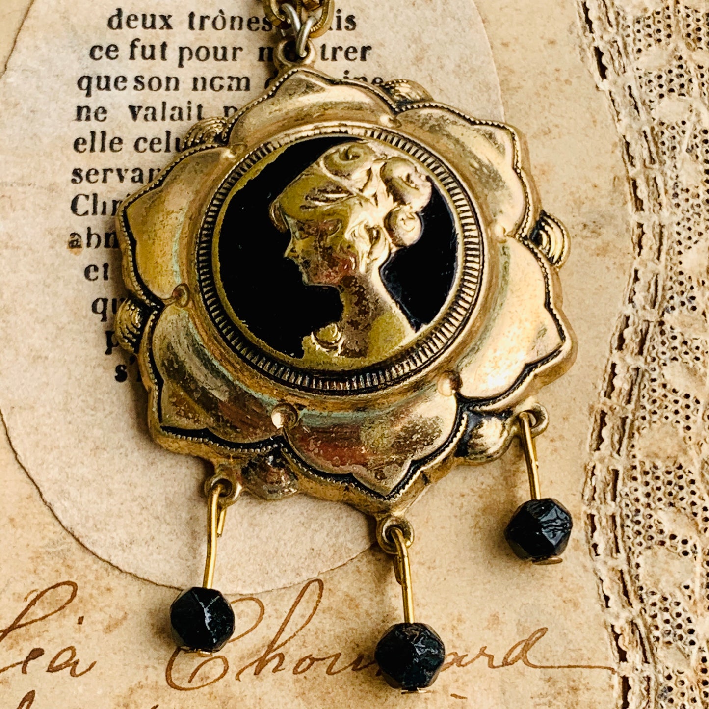 Art Nouveau Enamel Cameo Pendant Necklace