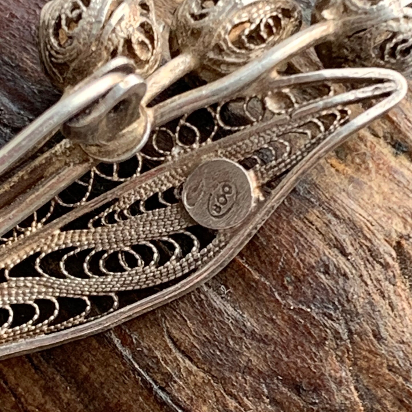 Vintage 800 Silver Filigree Floral Clasp Pin