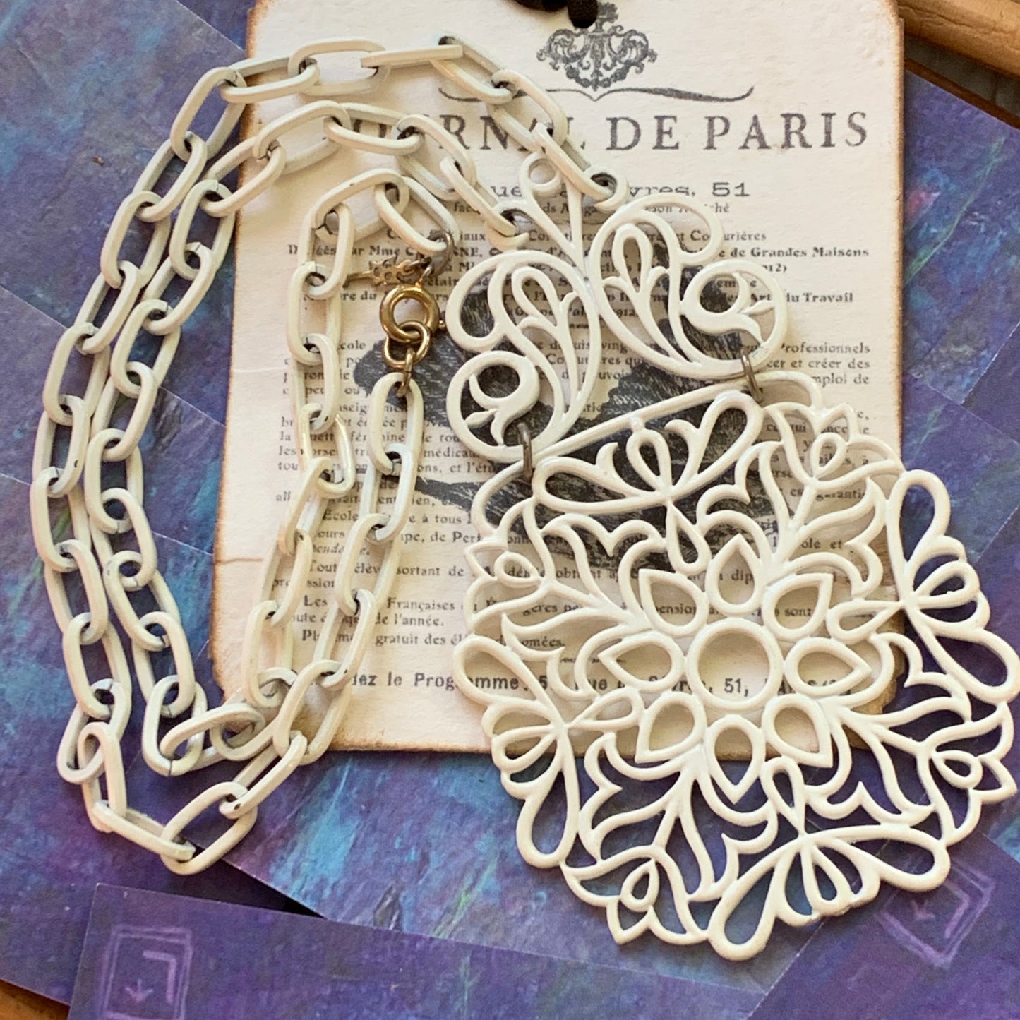 Mid Century Modern Trifari Pendant Necklace - Lady Slippers