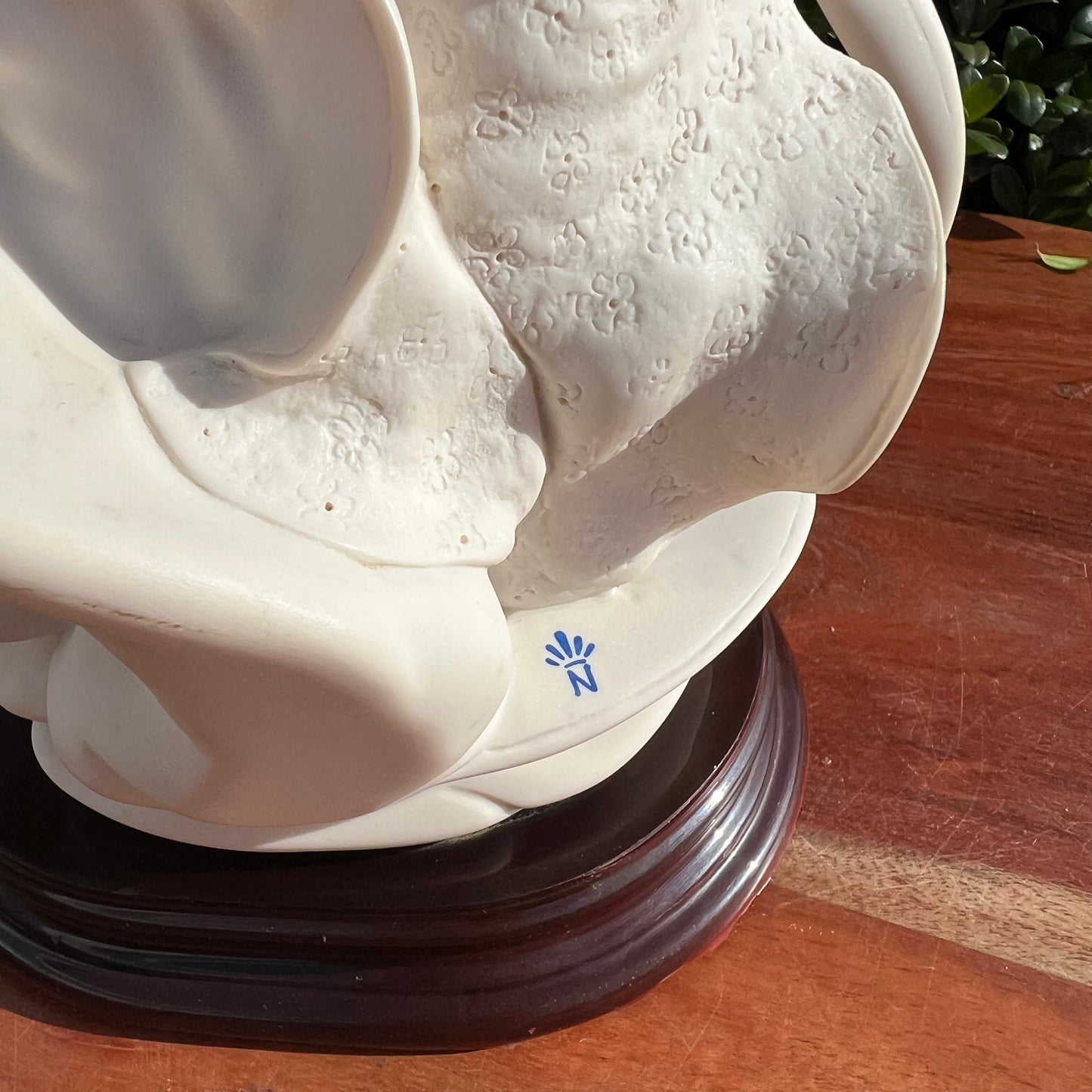 Vintage Guiseppe Armani "Happy Forever" Italian Capodimonte Figurine