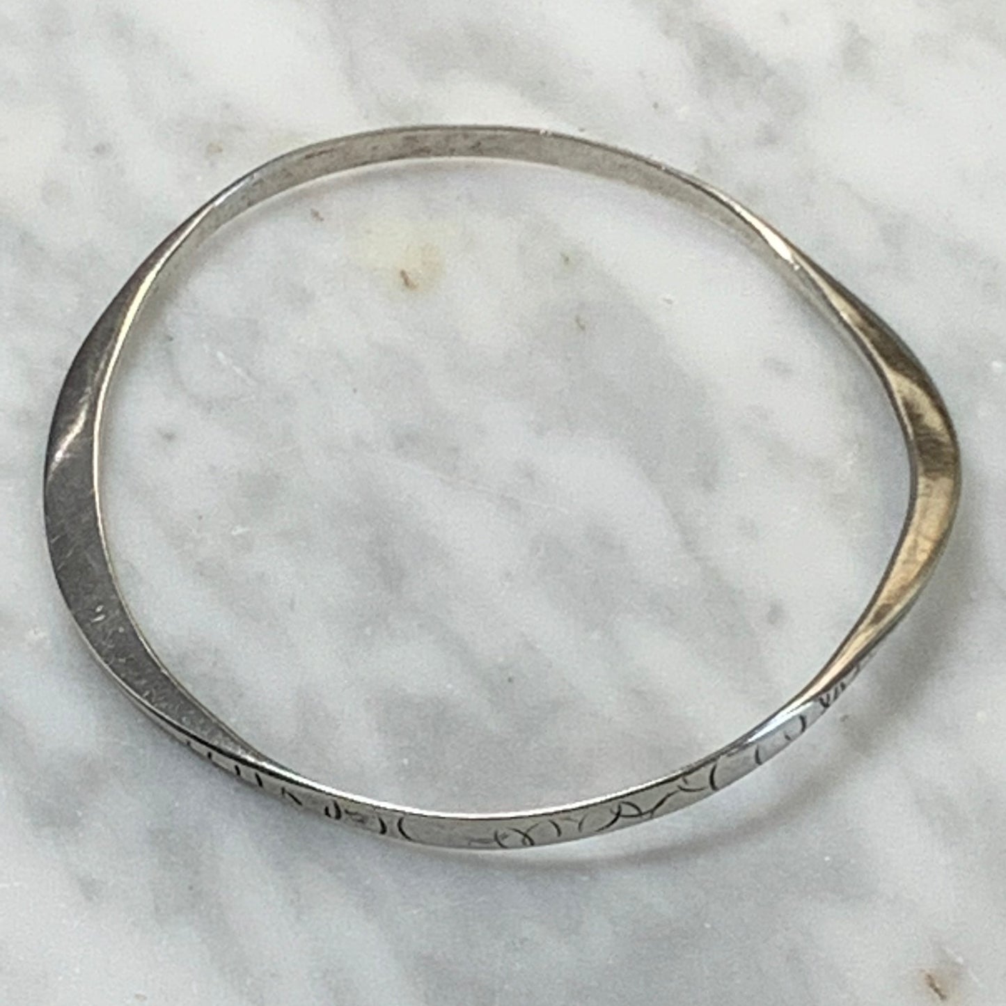 Vintage Modern Looking Sterling Silver Handcrafted Bangle Bracelet