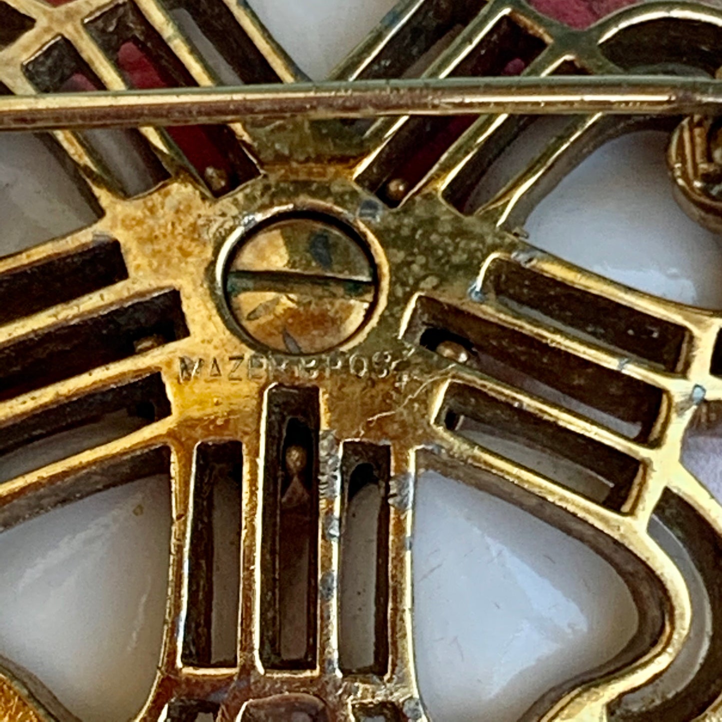Vintage Mazer Brothers Art Glass Pin