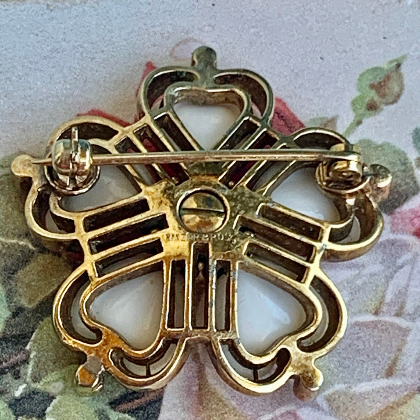 Vintage Mazer Brothers Art Glass Pin