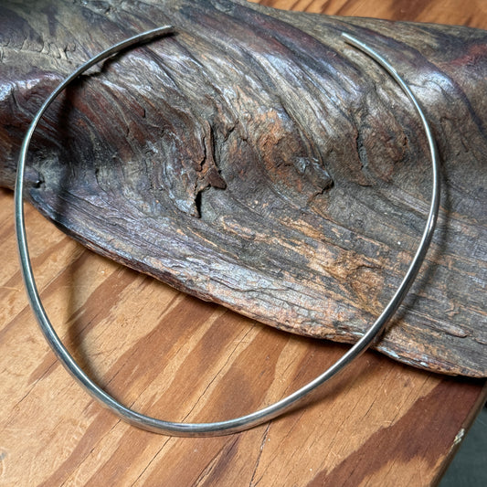 Vintage Bayanihan Modern Looking Sterling Silver Choker Necklace