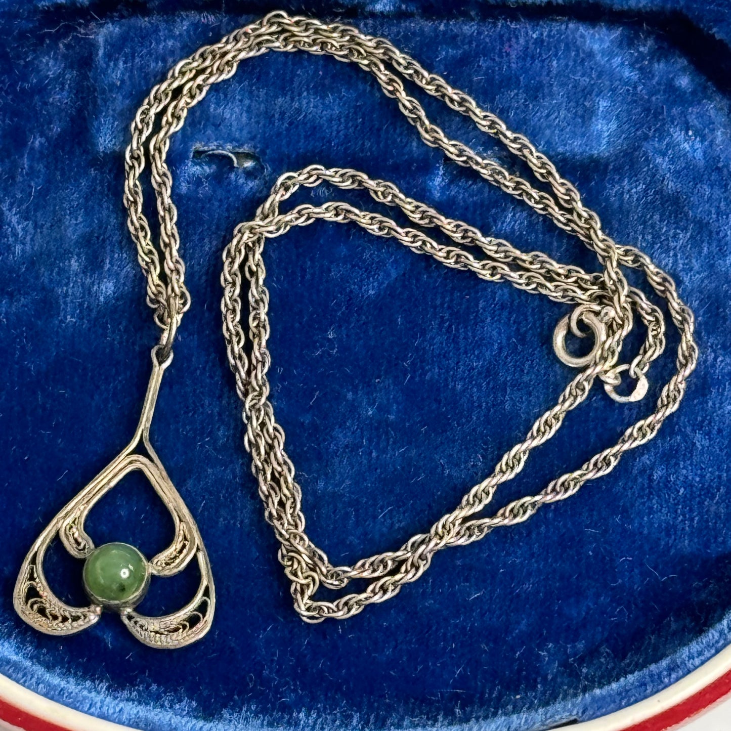 Vintage Sterling Silver Jade Cabochon Filigree Heart Pendant Necklace