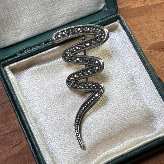 Vintage Sterling Silver Zig Zag Scribble Marcasite Pin