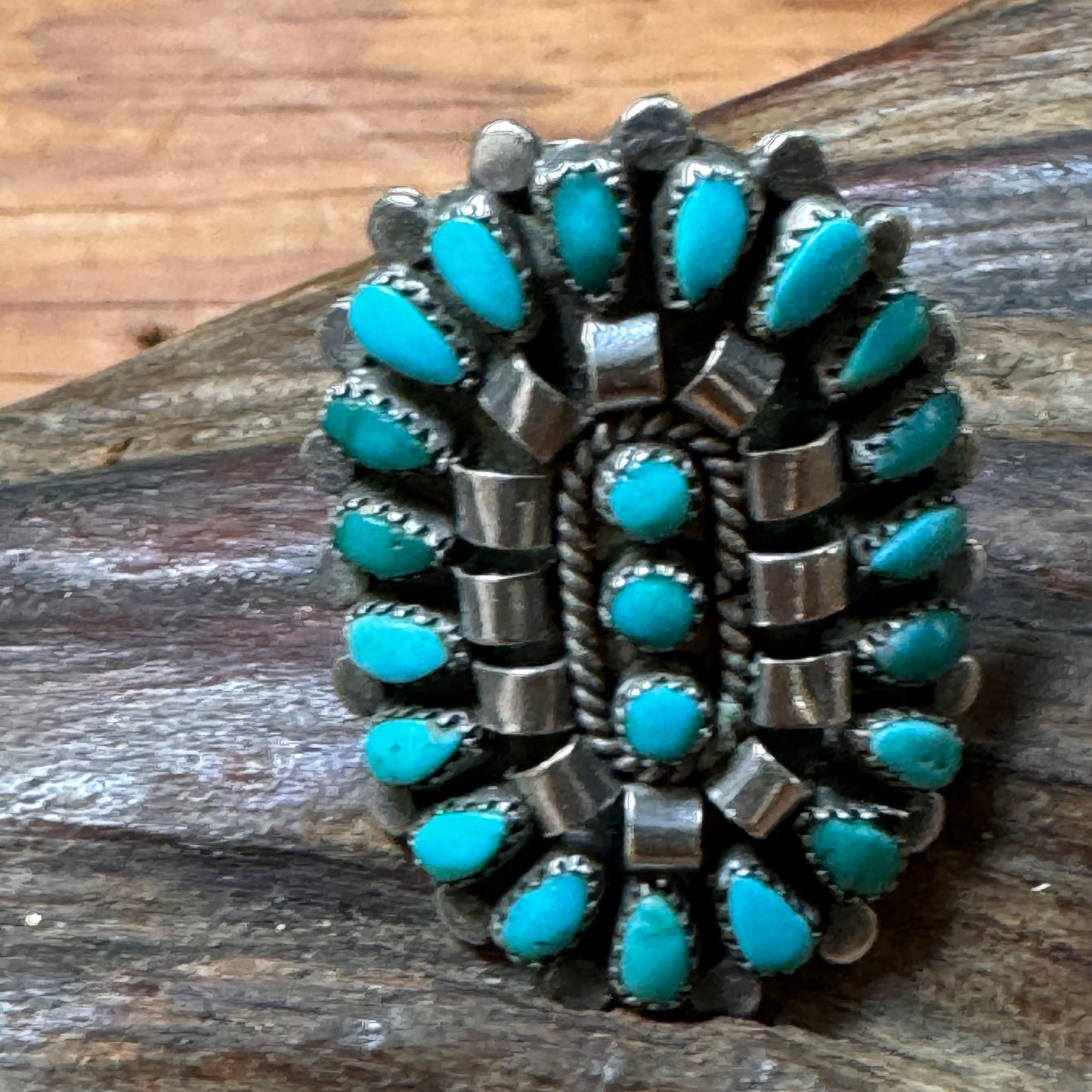 Vintage Zuni Navajo Sterling Silver Needlepoint Turquoise  Ring Size 5-1/2