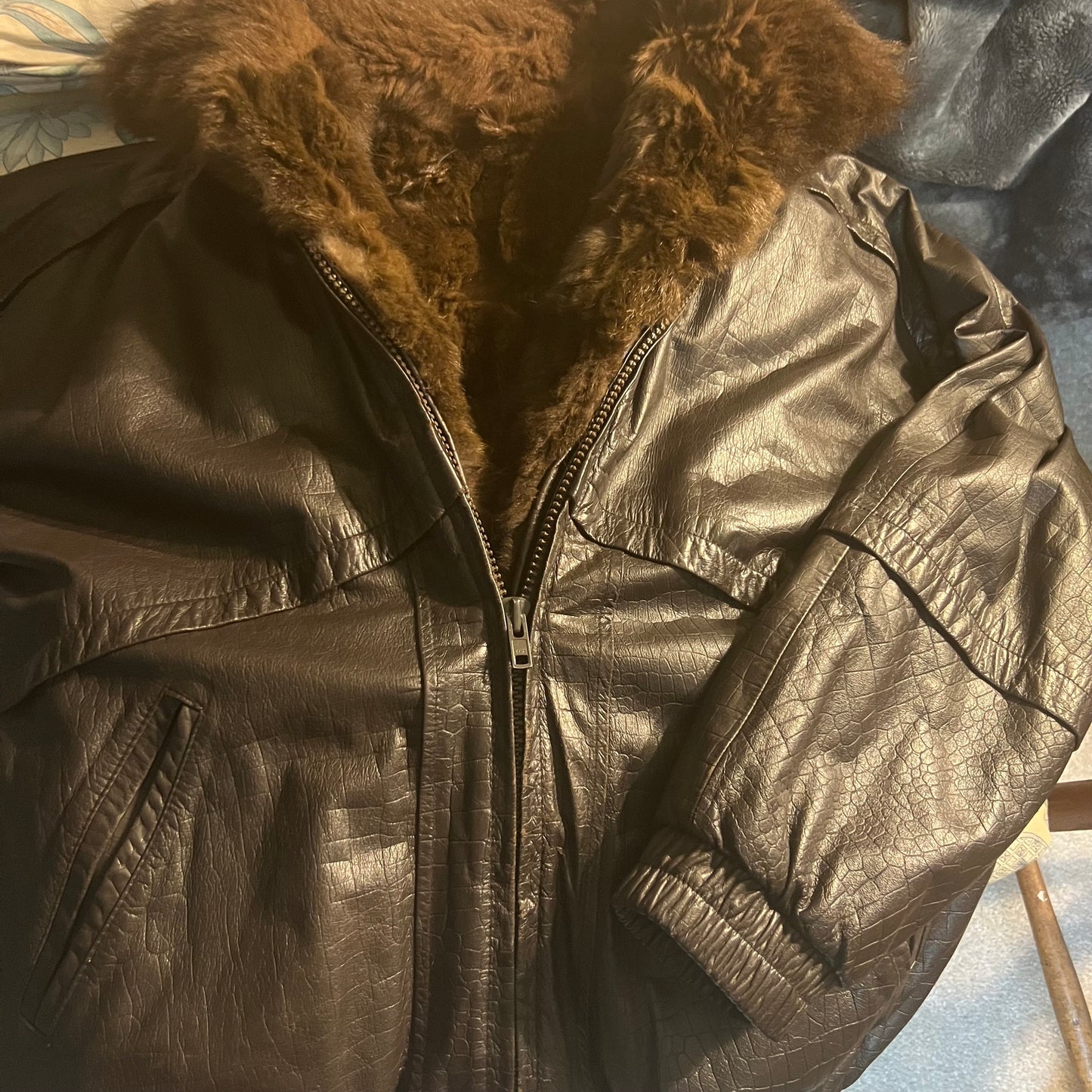 Vintage Korean Leather & Removable Fur Bomber Jacket Size Medium