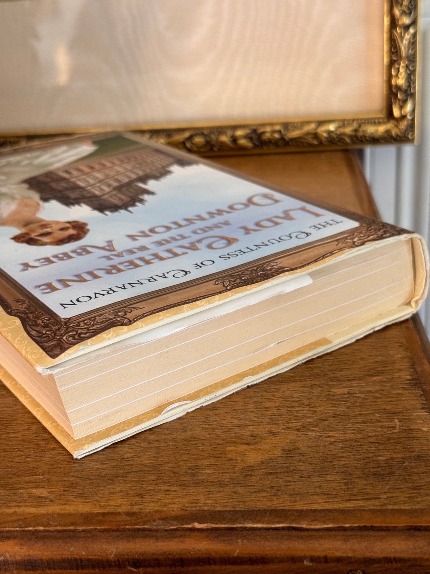 The Countess of Carnarvon The Real Downtown Abbey Book Signed