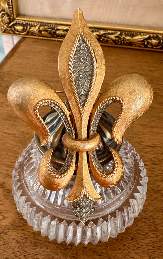 Trifari Fleur de Lis Brooch | Smoke Rhinestone Gold Tone Vintage Pin
