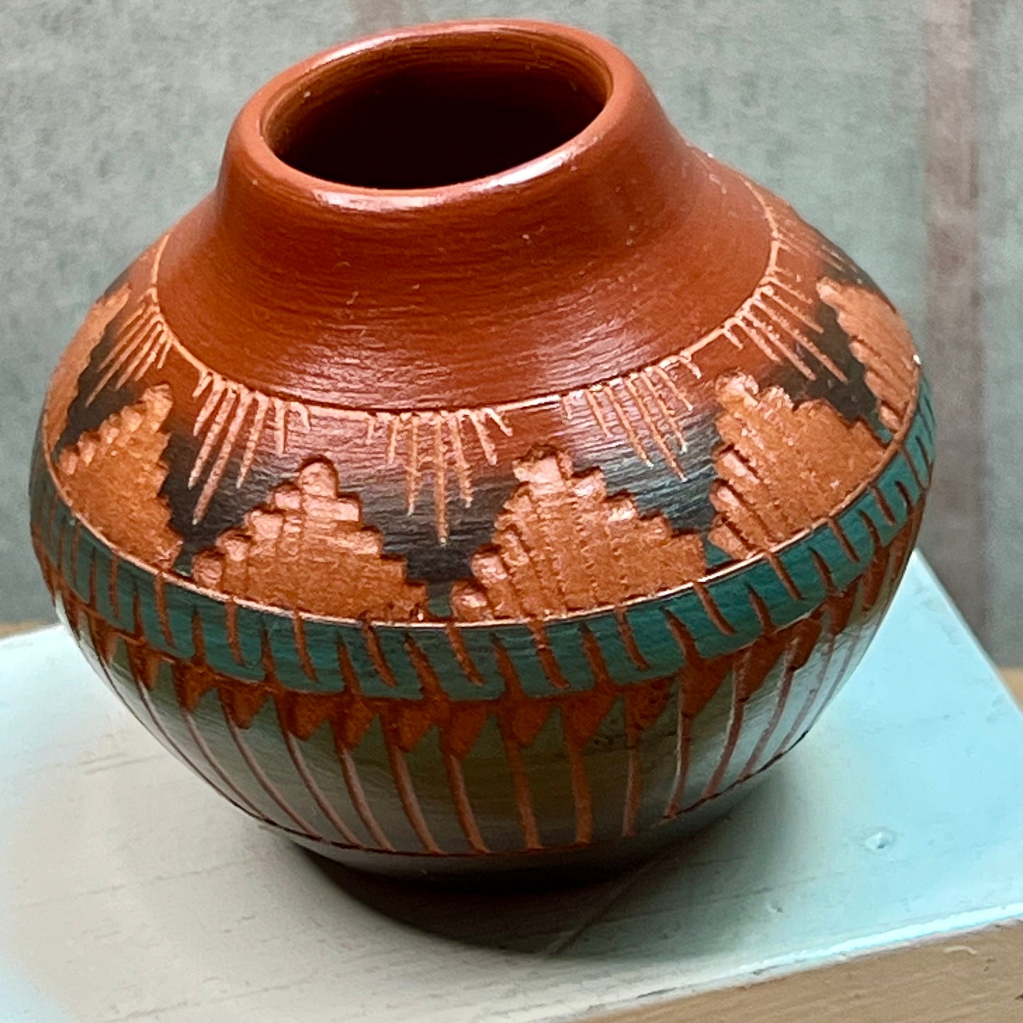 Handmade Navajo Native American Clay Pottery Vase Artist CYB