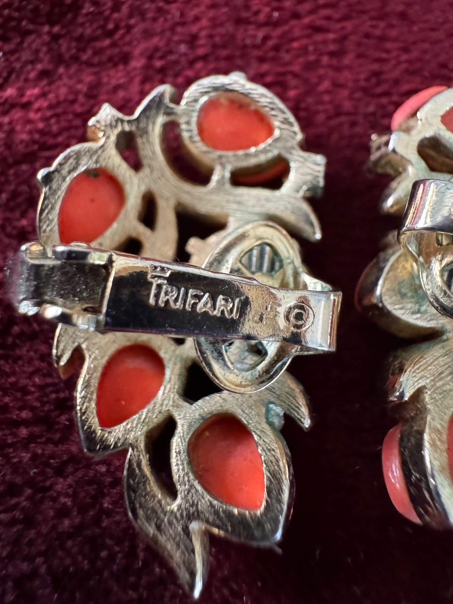 Vintage Trifari Fruit Salad Clip Earrings | Salmon Hued Paste Stones