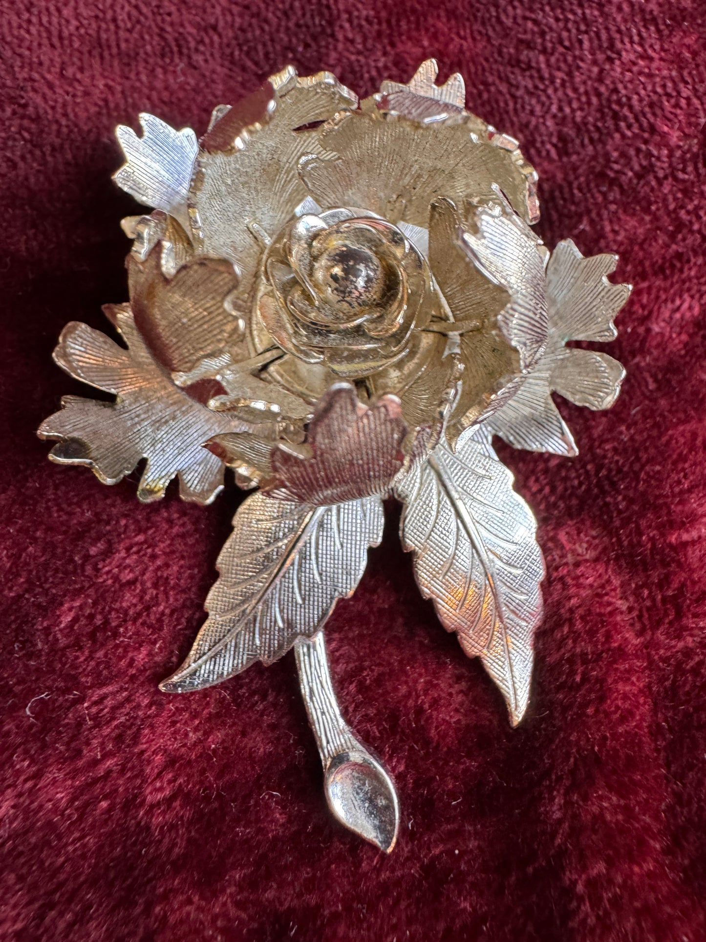 Wagner Day-Night Brooch – Vintage Silver Tone Articulated Flower Pin