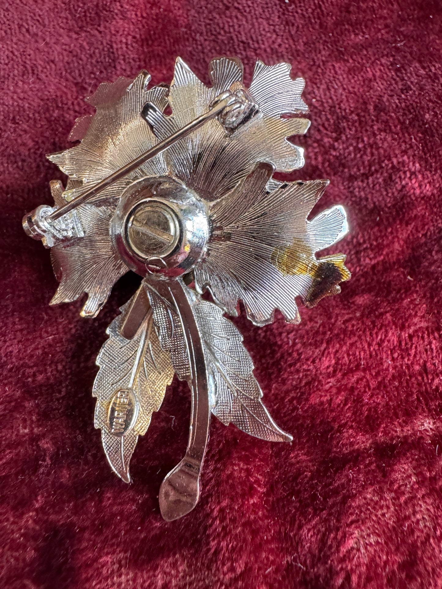 Wagner Day-Night Brooch – Vintage Silver Tone Articulated Flower Pin