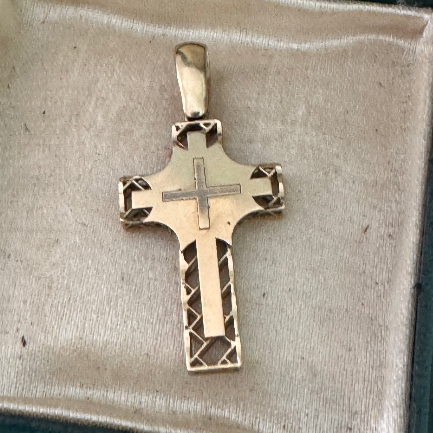 Vintage Italian 14K Yellow Gold Cross Pendant