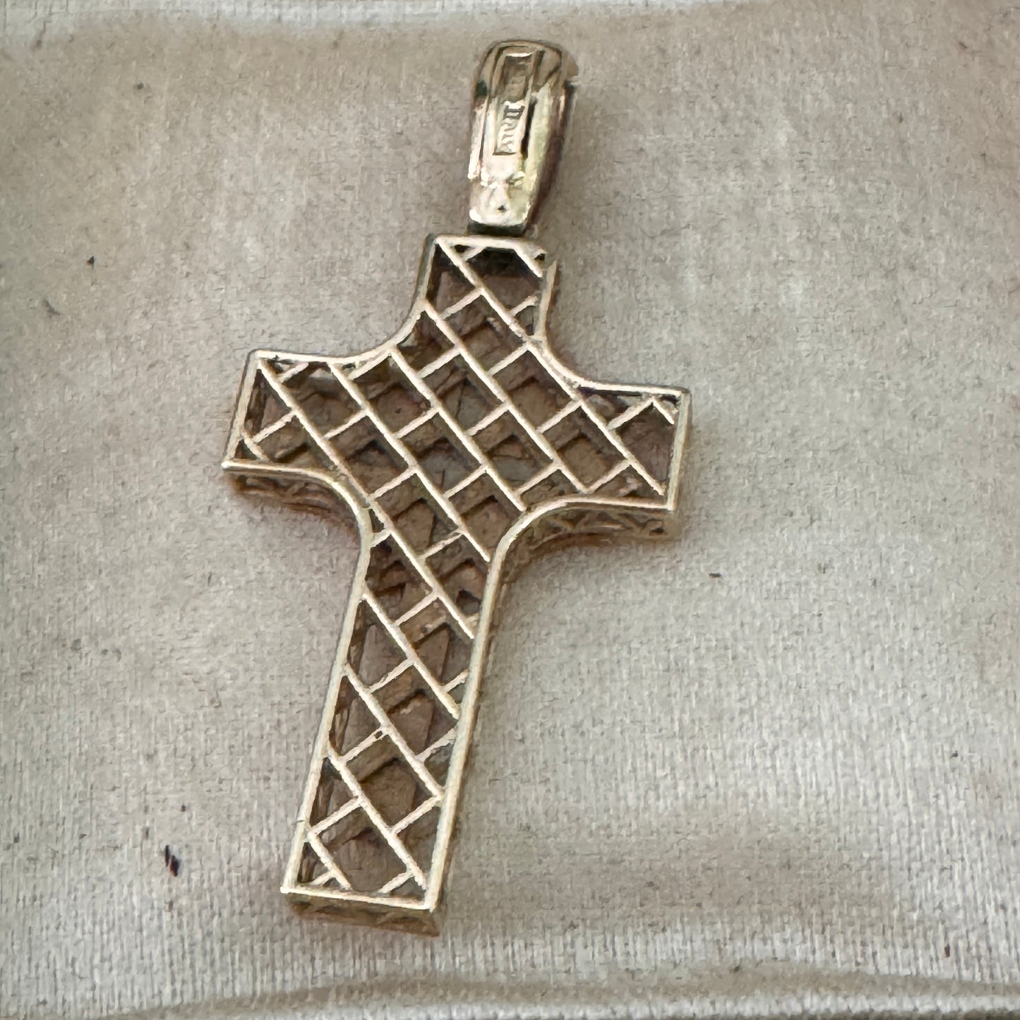 Vintage Italian 14K Yellow Gold Cross Pendant